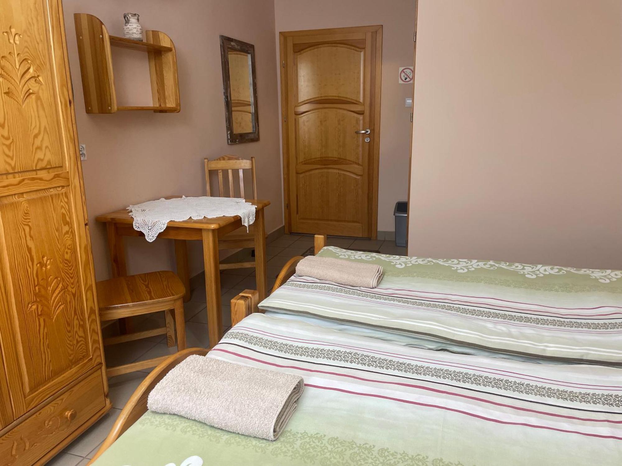 Jurajka Hotel Zarki Luaran gambar