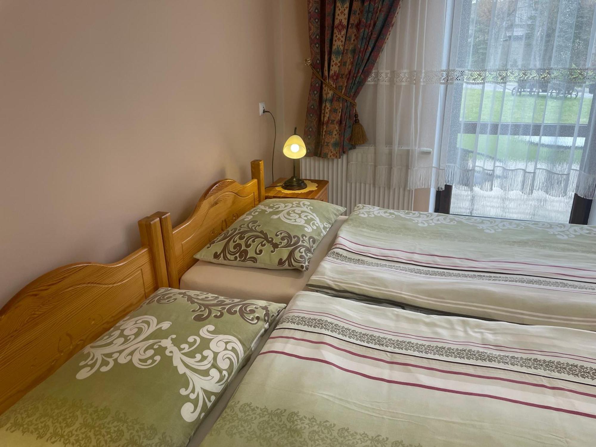Jurajka Hotel Zarki Luaran gambar