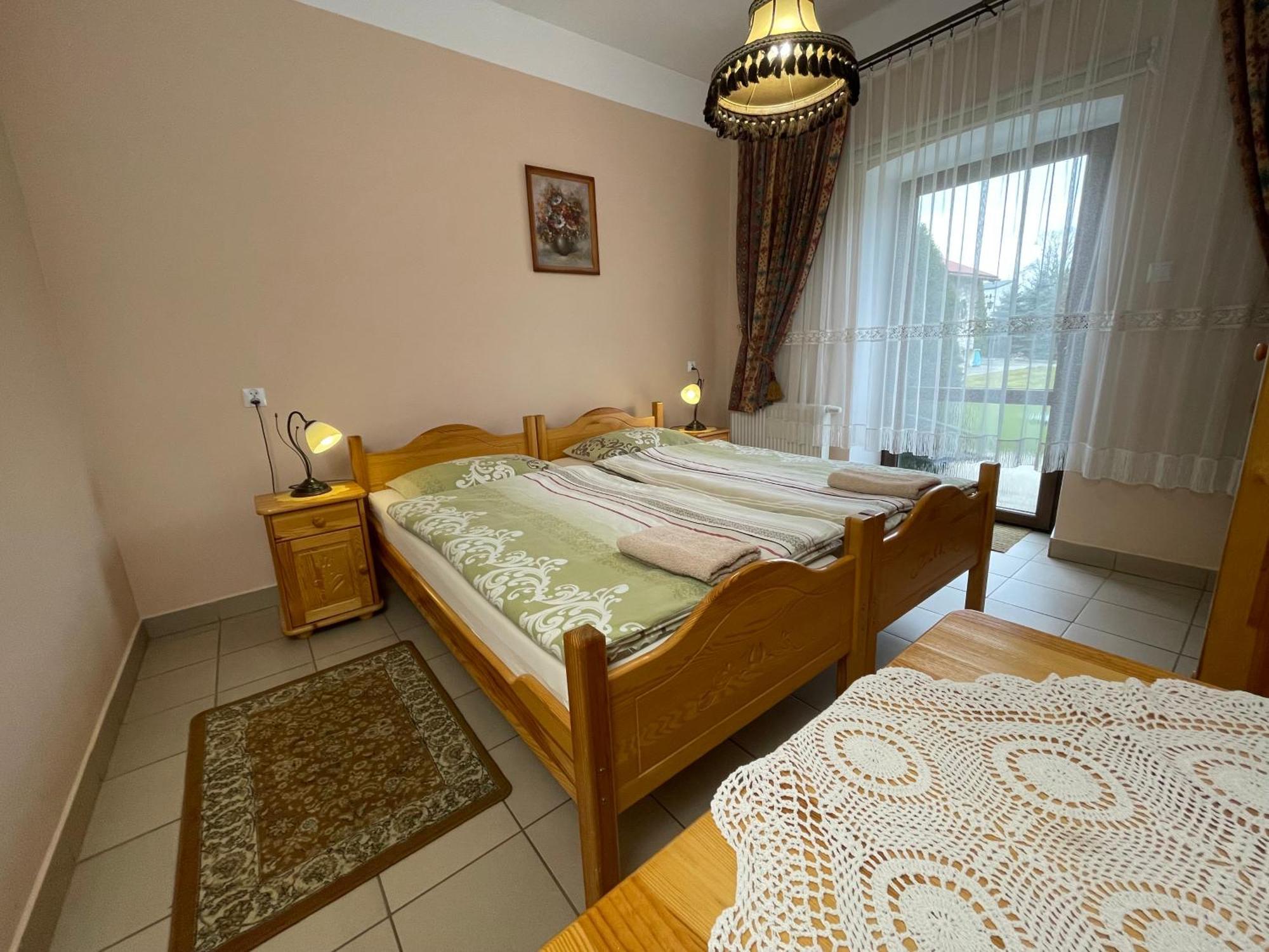 Jurajka Hotel Zarki Luaran gambar